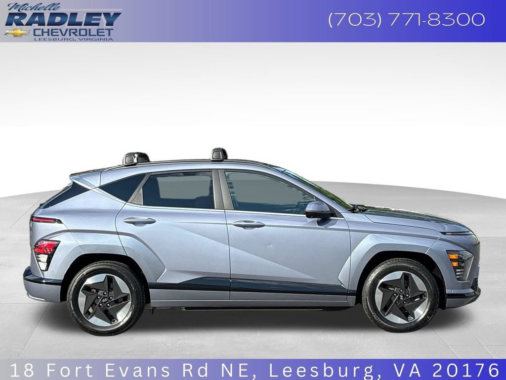 Used 2024 Hyundai Kona Limited FWD image 7