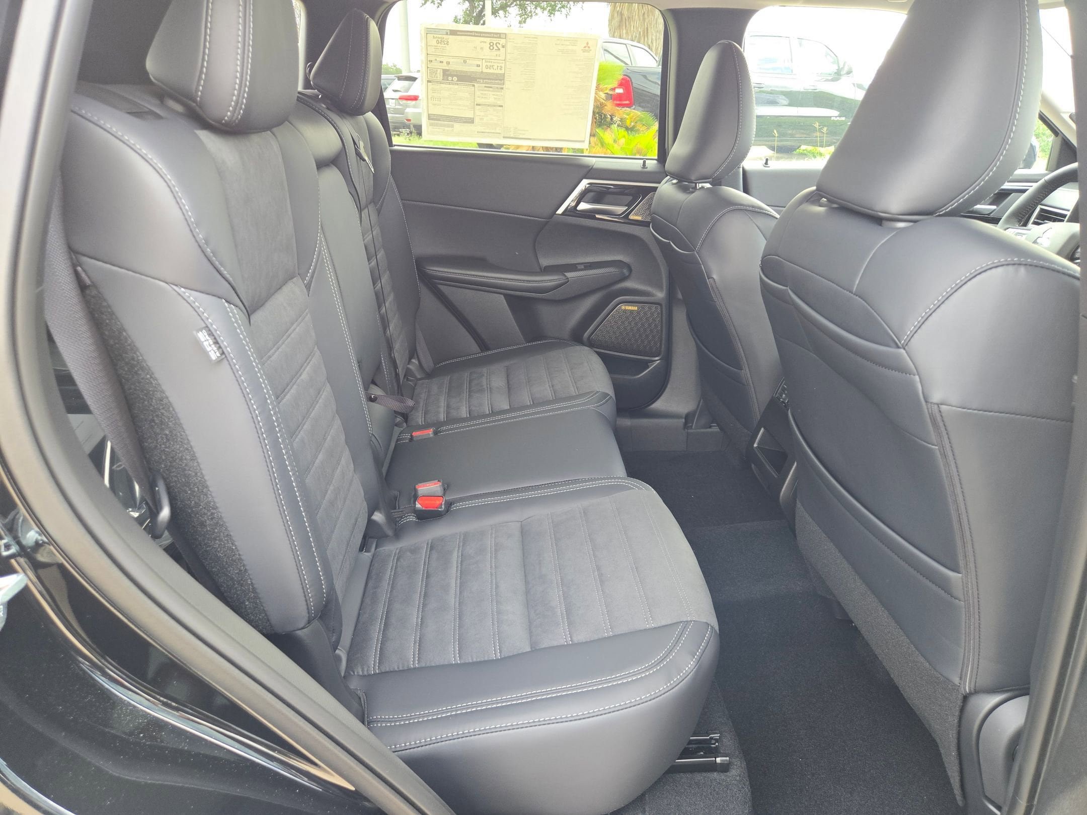 New 2026 Mitsubishi Outlander SE FWD image 21
