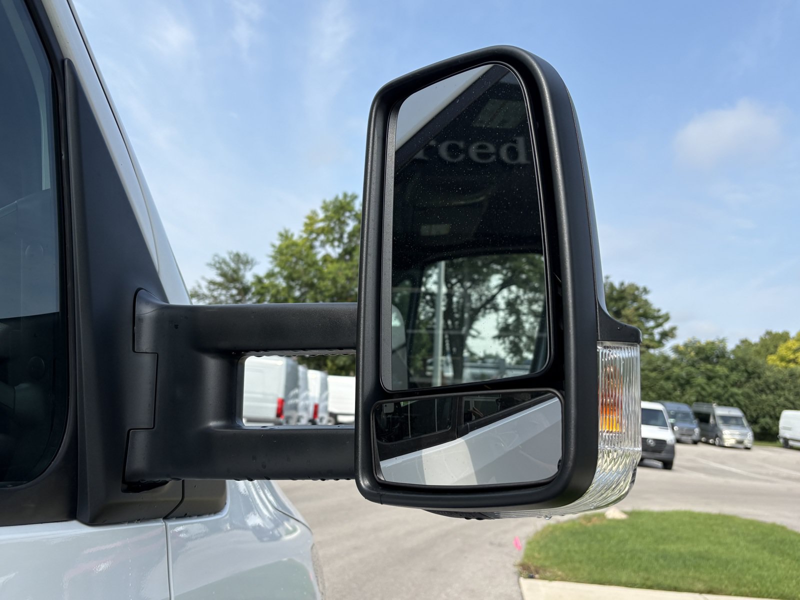 New 2025 Mercedes-Benz Sprinter 3500 image 10