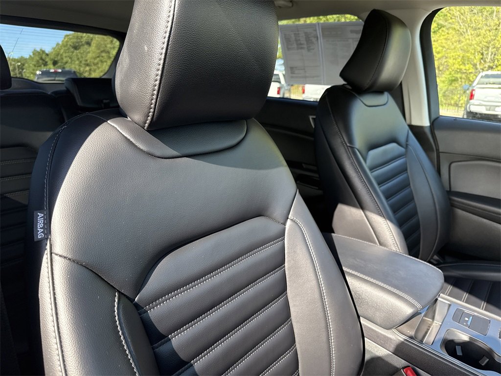 Used 2024 Ford Edge SEL image 13