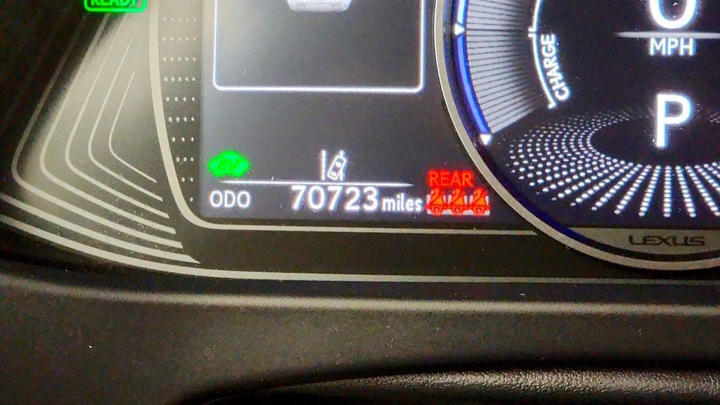 Used 2021 Lexus UX 250h w/ Premium Package AWD/4WD image 15