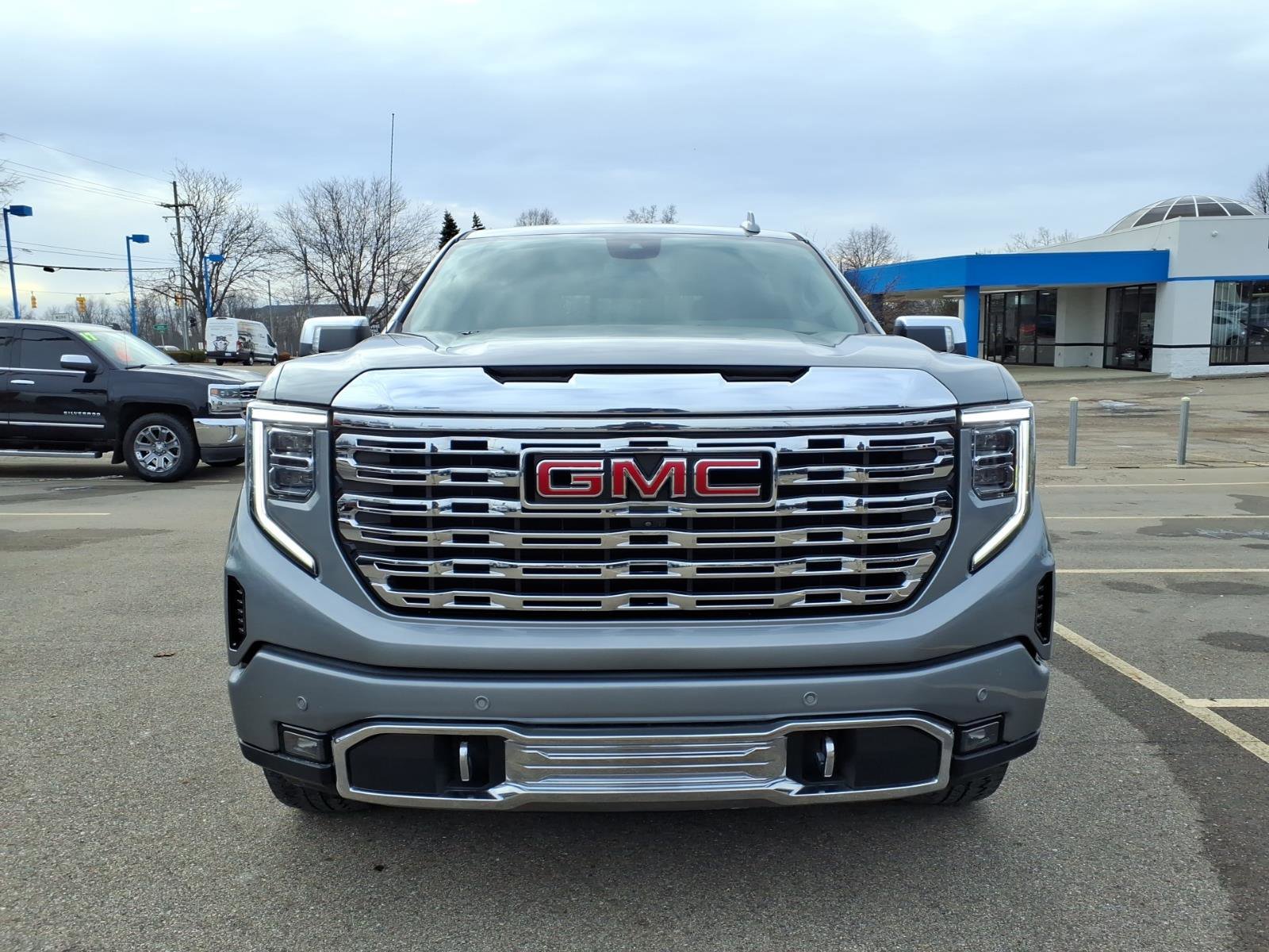 Used 2023 GMC Sierra 1500 Denali image 2