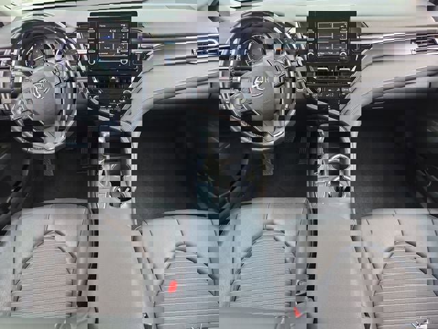 Used 2023 Toyota Camry SE w/ Convenience Package image 14