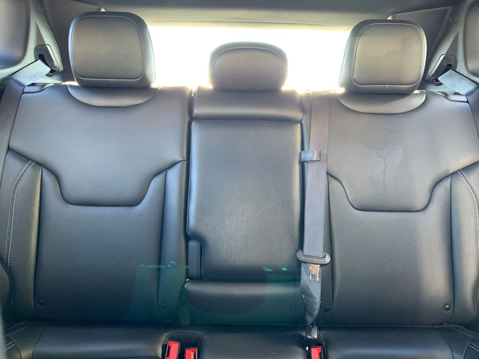 Used 2025 Jeep Compass Limited image 38