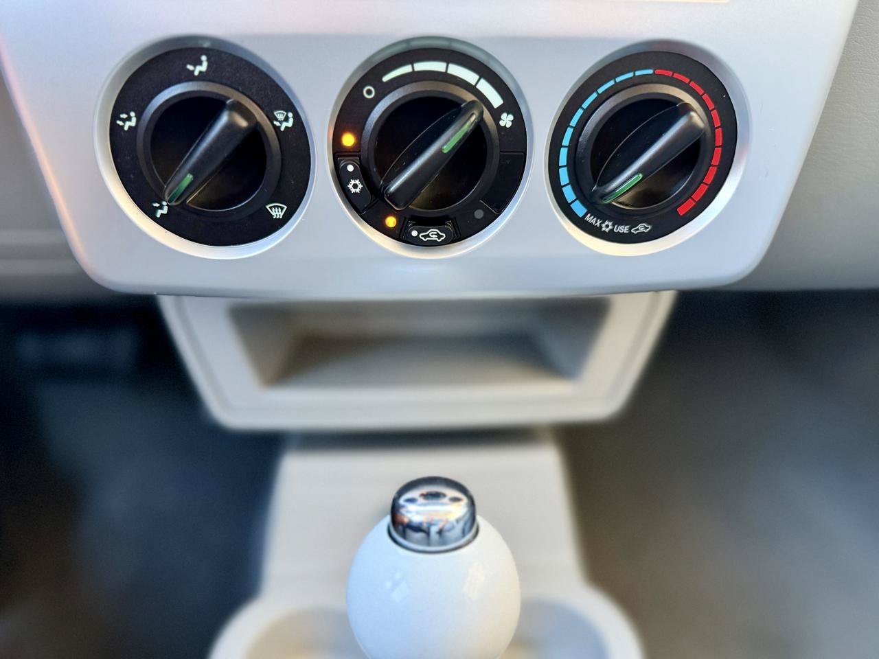 Used 2009 Chrysler PT Cruiser FWD image 19