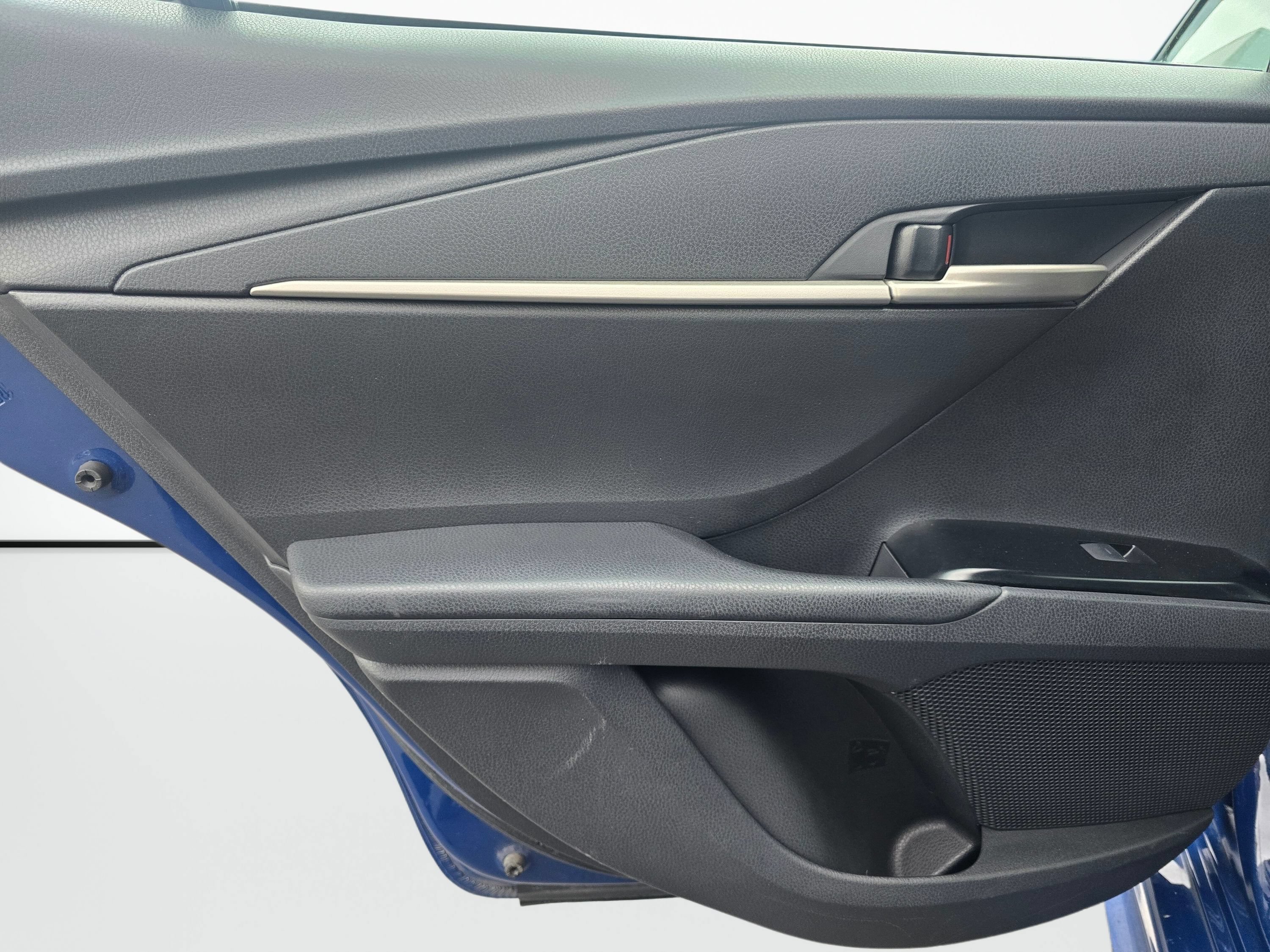 Used 2025 Toyota Camry SE FWD image 18