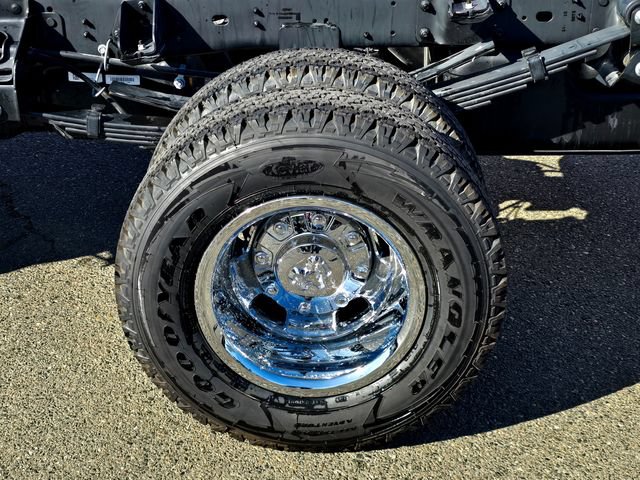 New 2026 RAM 3500 Tradesman RWD image 27