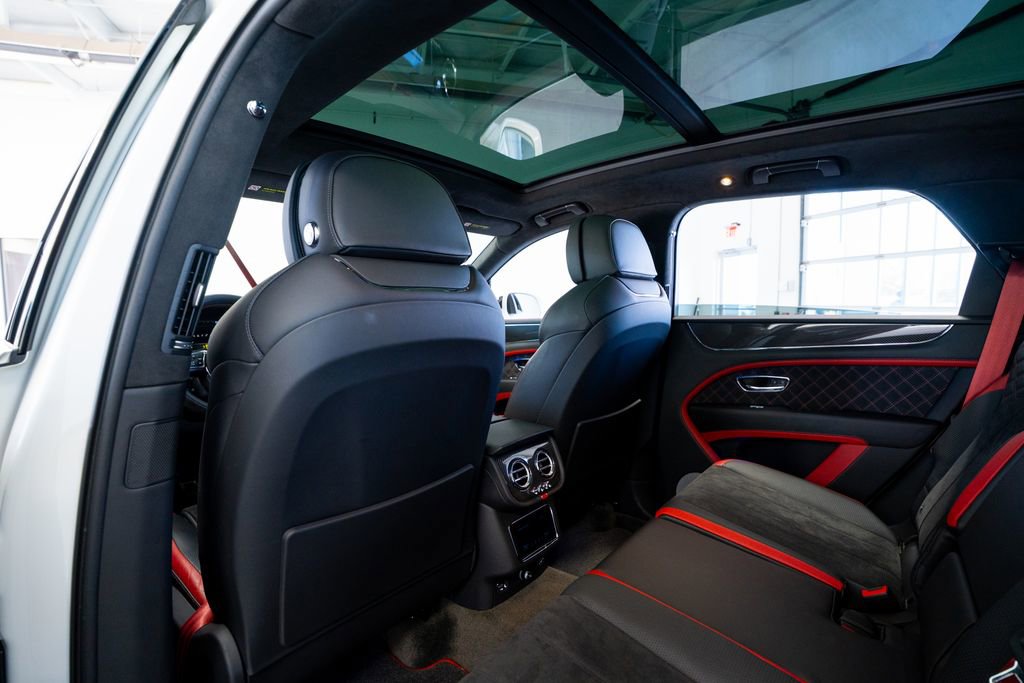Used 2021 Bentley Bentayga Speed image 49