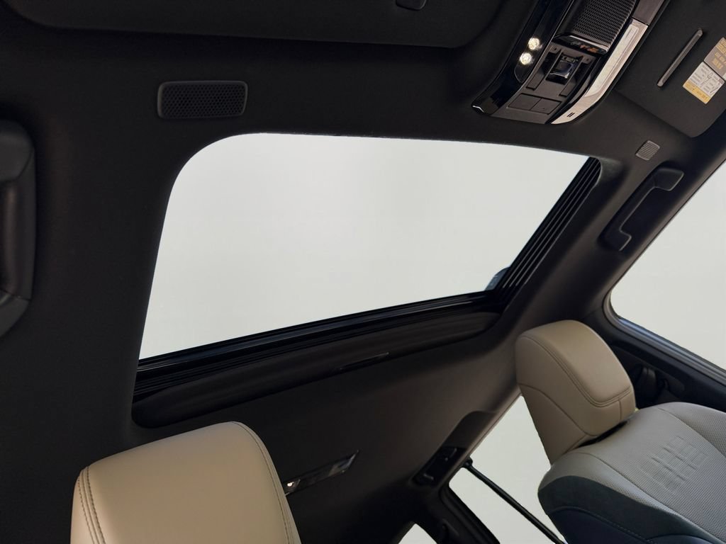 Certified 2026 Lexus GX 550 AWD/4WD image 10