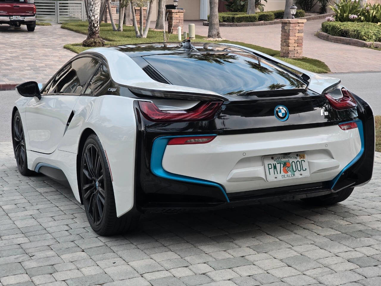 Used 2019 BMW i8 Coupe image 36