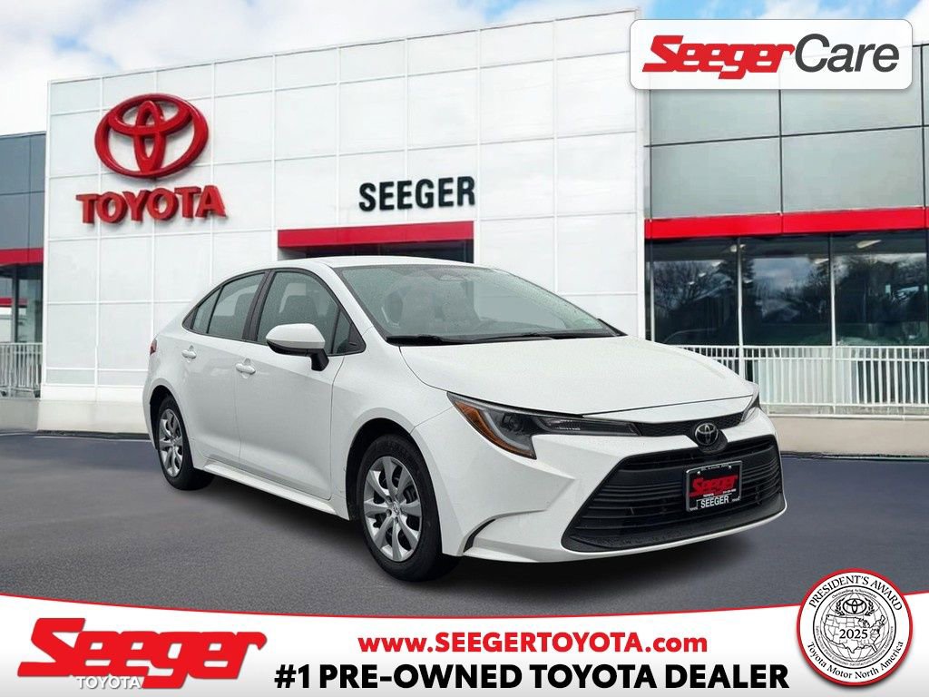 Used 2024 Toyota Corolla LE FWD video 1