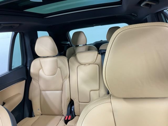 Used 2024 Volvo XC90 T8 Ultimate w/ Protection Package Premier AWD/4WD image 35
