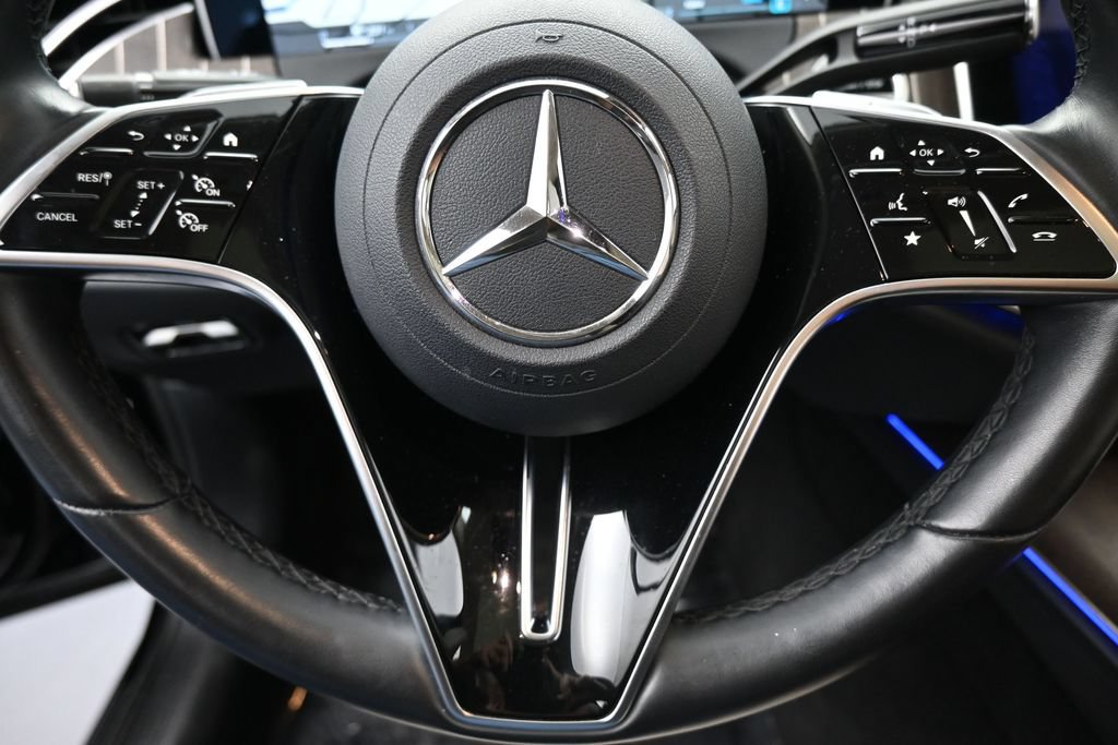 Used 2025 Mercedes-Benz E 350 Sedan w/ Winter Package image 34