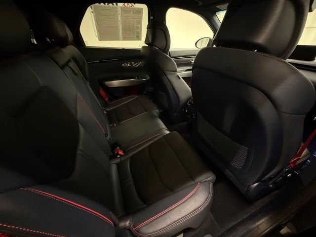 Used 2023 Genesis GV70 2.5T Sport Prestige w/ Sport Prestige Package image 7