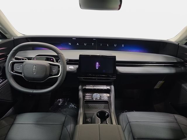 New 2026 Lincoln Nautilus Premier w/ Equipment Group 102A AWD/4WD image 9