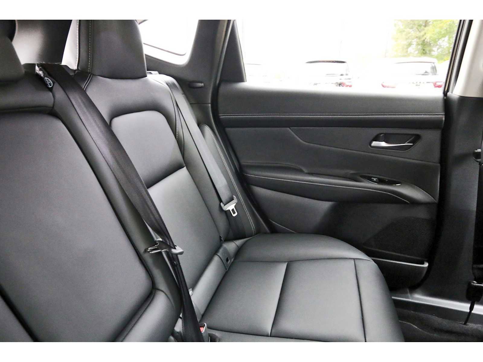 Used 2025 Nissan Murano SL image 10