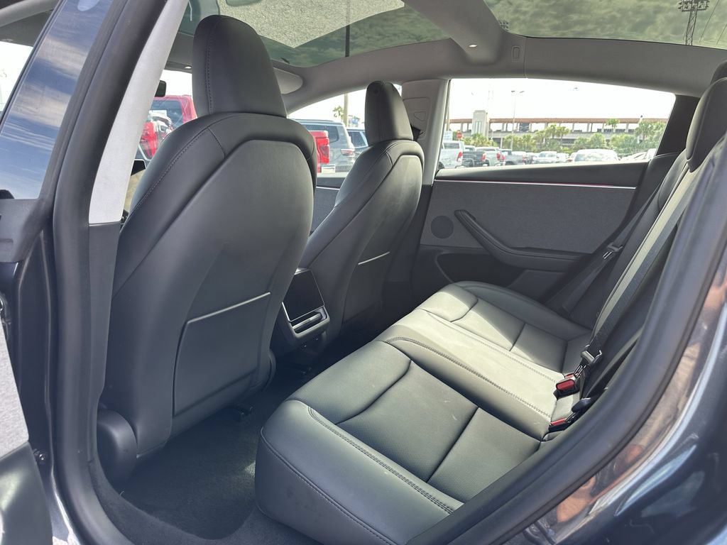 Used 2025 Tesla Model 3 Long Range RWD image 15