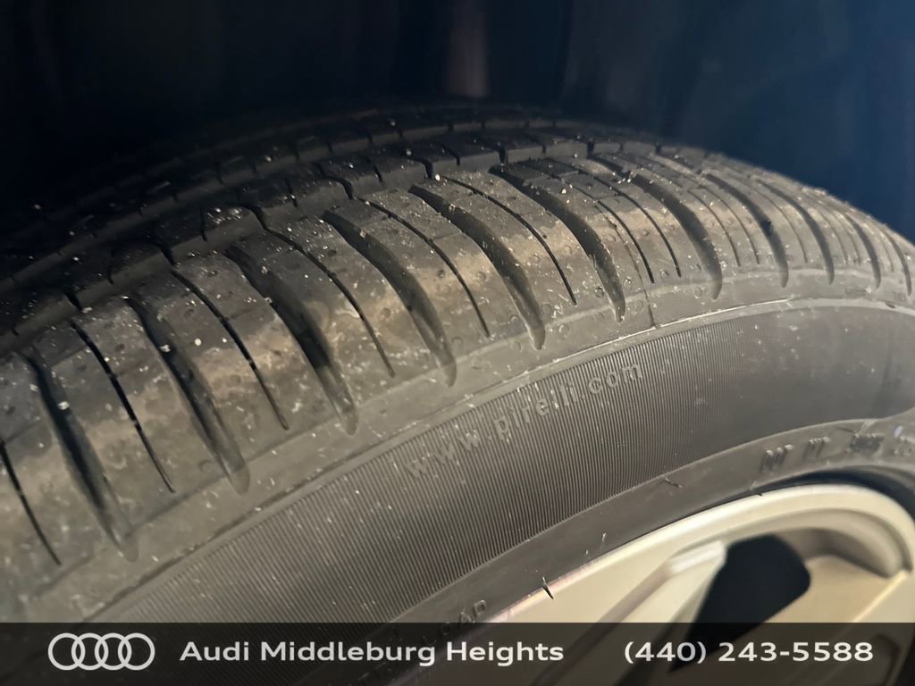 Used 2025 Audi Q3 2.0T Premium w/ Convenience Plus Package image 31