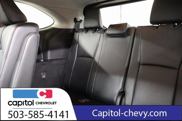 Used 2022 Toyota Highlander Limited AWD/4WD image 32
