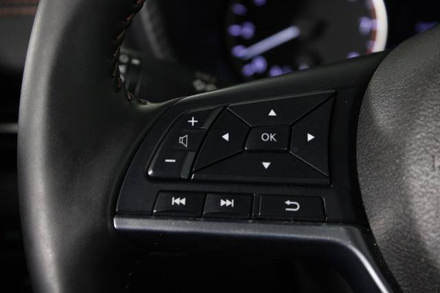 Certified 2025 Nissan Sentra SR FWD image 27