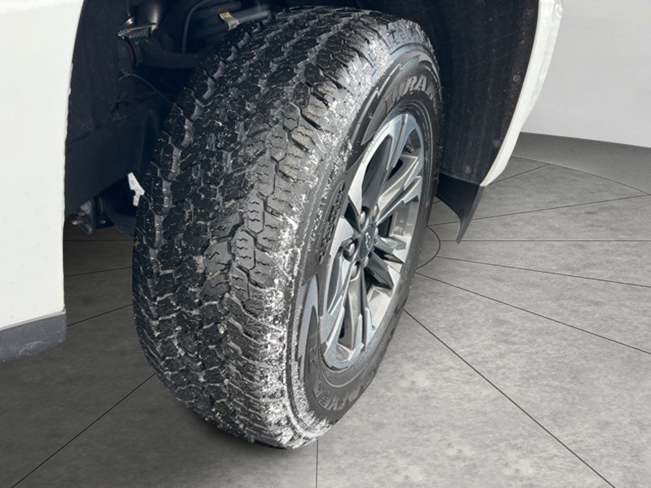 Used 2021 Chevrolet Colorado Z71 w/ LPO, Tonneau and Step Package image 39