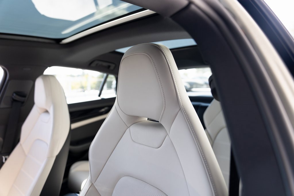 Certified 2025 Porsche Panamera 4S image 18