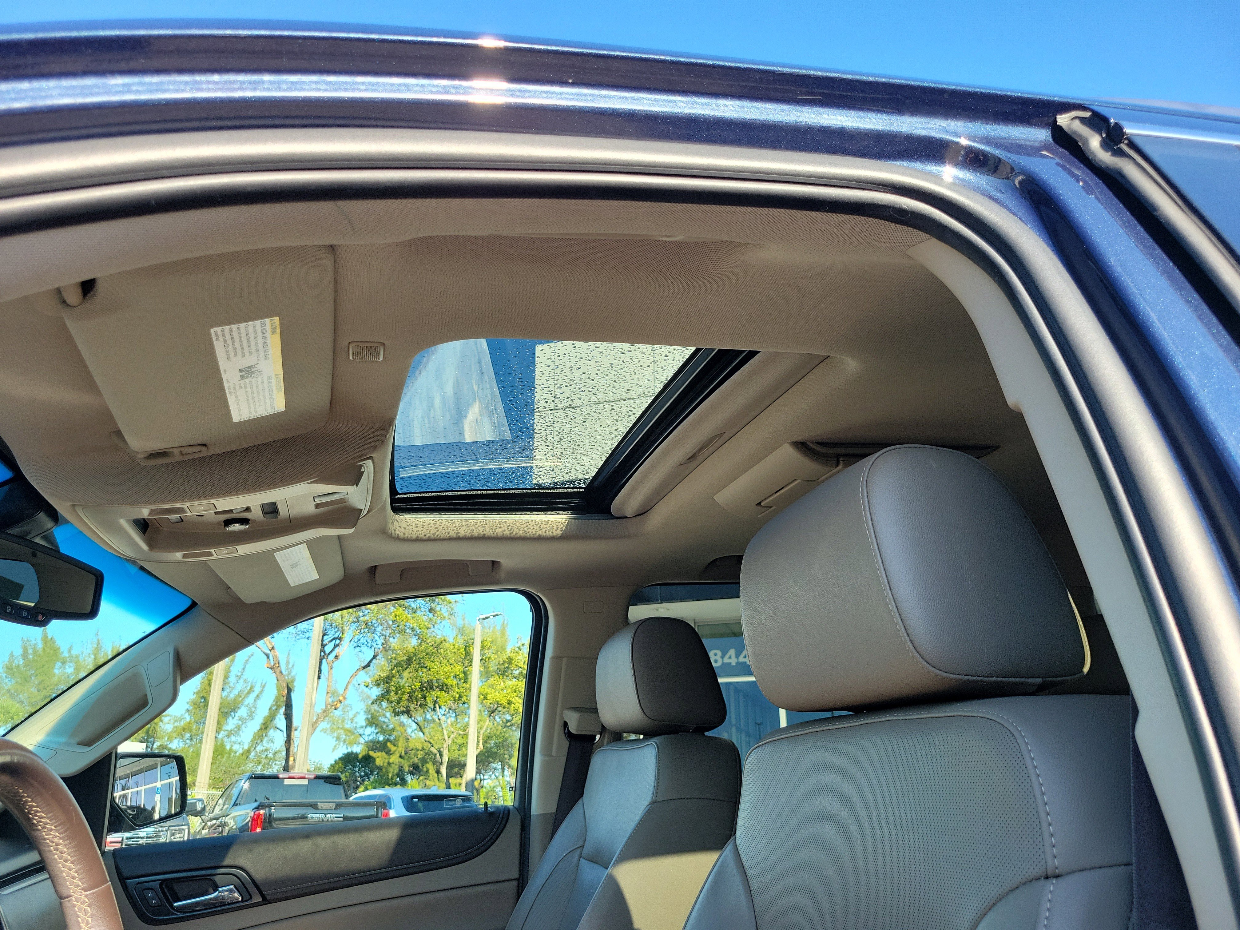 Used 2019 GMC Yukon SLT w/ Open Road Package image 13