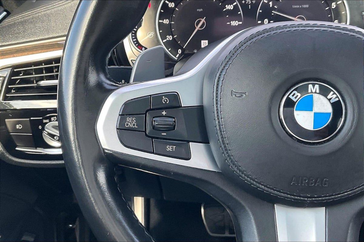 Used 2018 BMW 540i RWD image 15