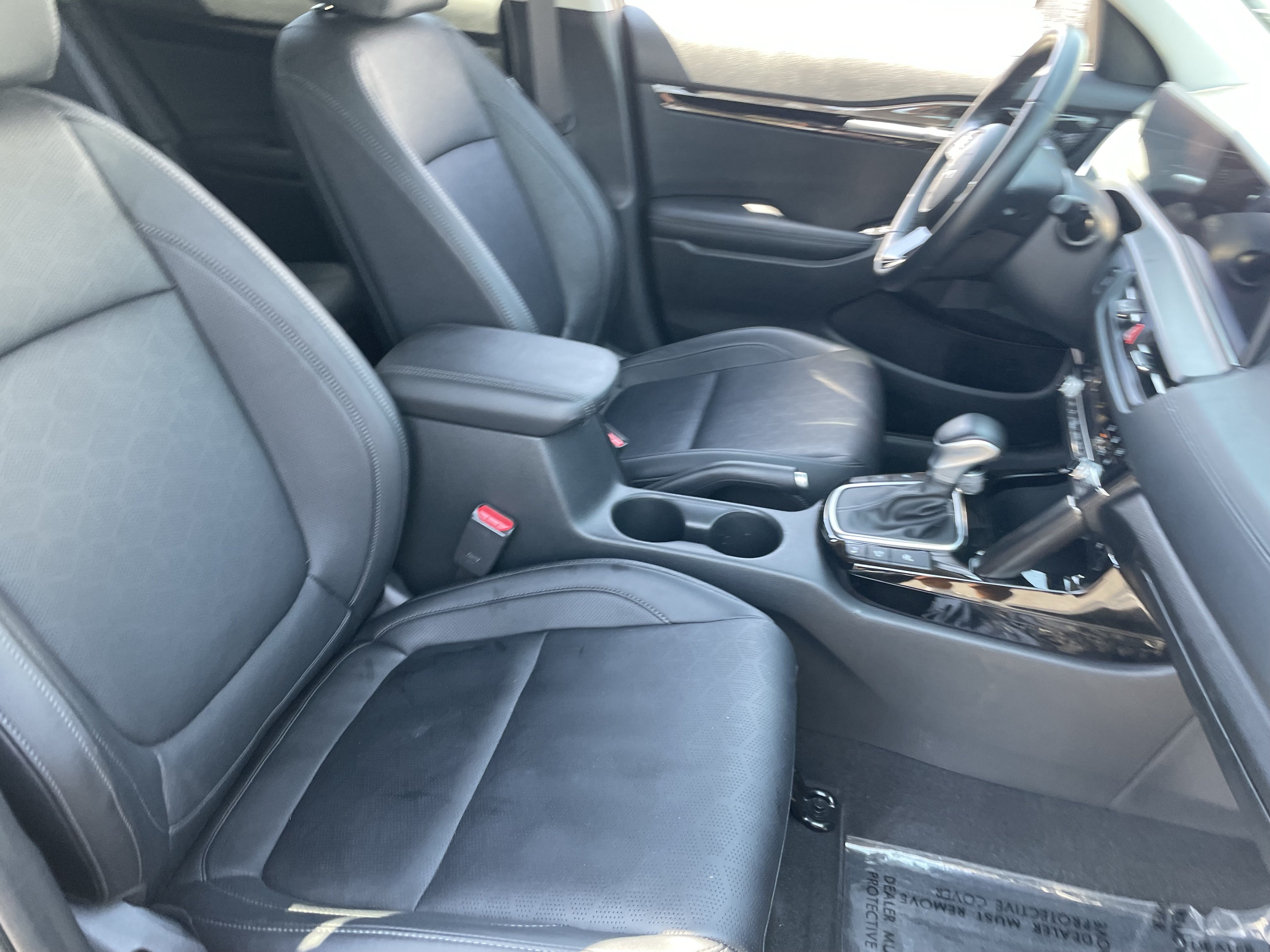 Certified 2025 Kia Seltos EX w/ EX Sunroof Package FWD image 8