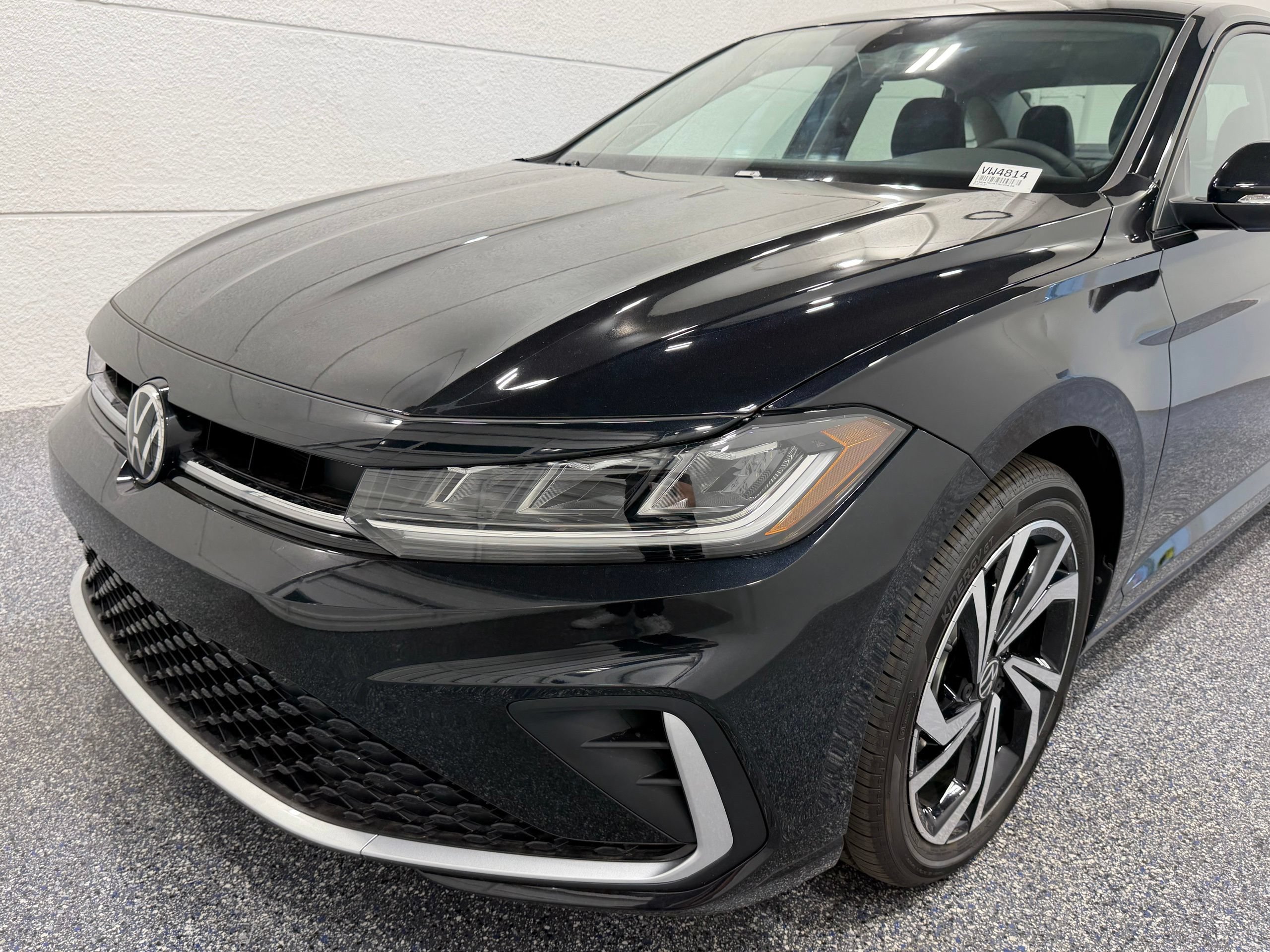 New 2026 Volkswagen Jetta SEL FWD image 16