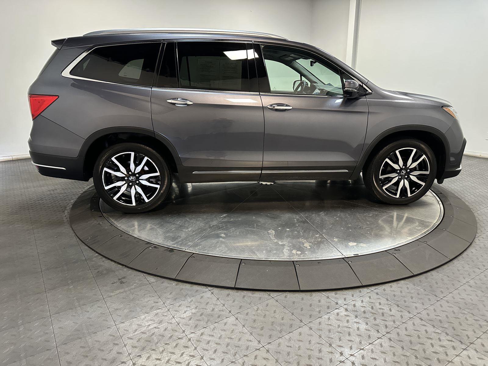 Used 2021 Honda Pilot Touring image 15