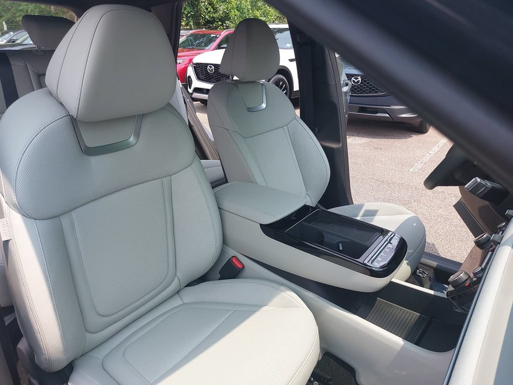 New 2026 Hyundai Tucson Limited AWD/4WD image 10