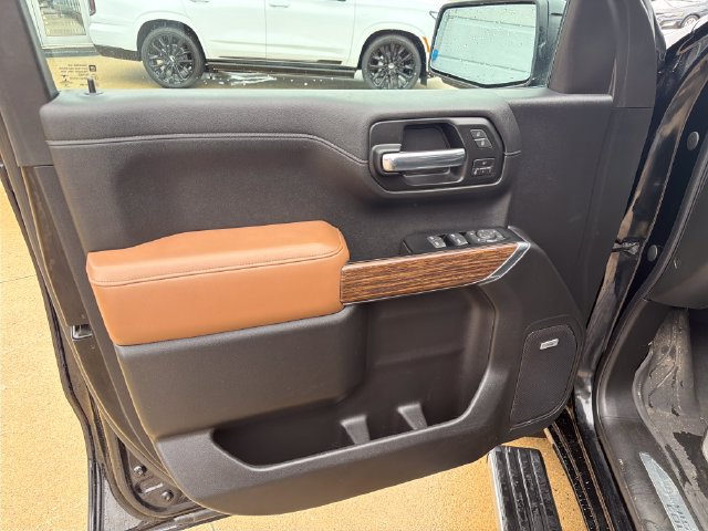 Certified 2020 Chevrolet Silverado 1500 High Country w/ Technology Package AWD/4WD image 12