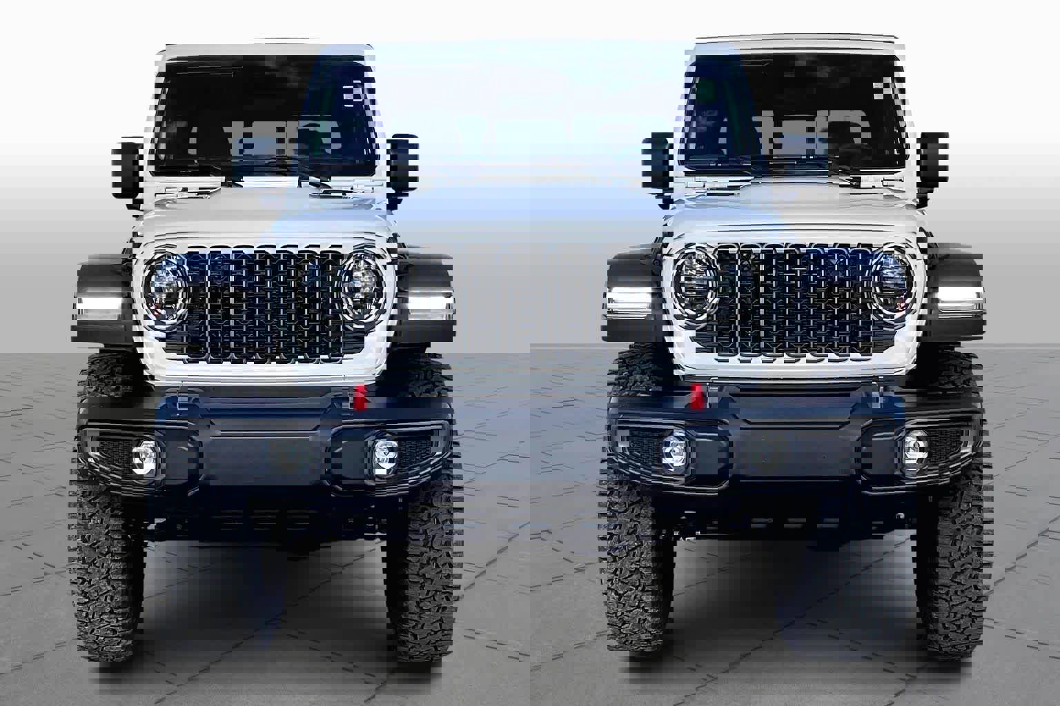 Used 2025 Jeep Gladiator Rubicon w/ Convenience Group image 4