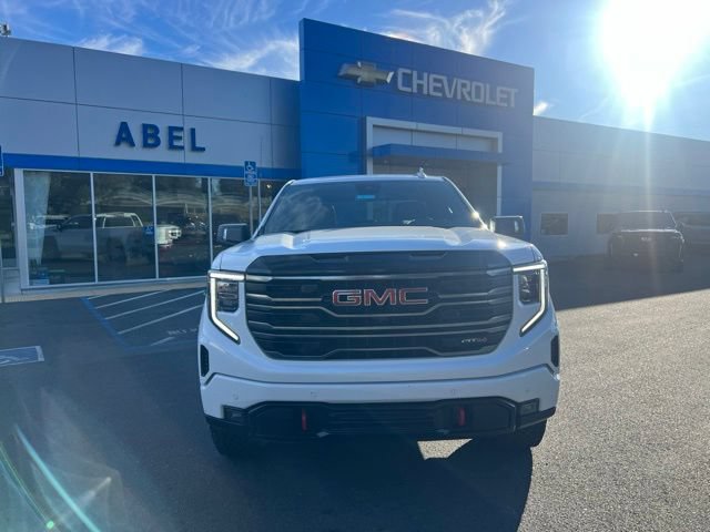 Used 2025 GMC Sierra 1500 AT4 AWD/4WD image 2
