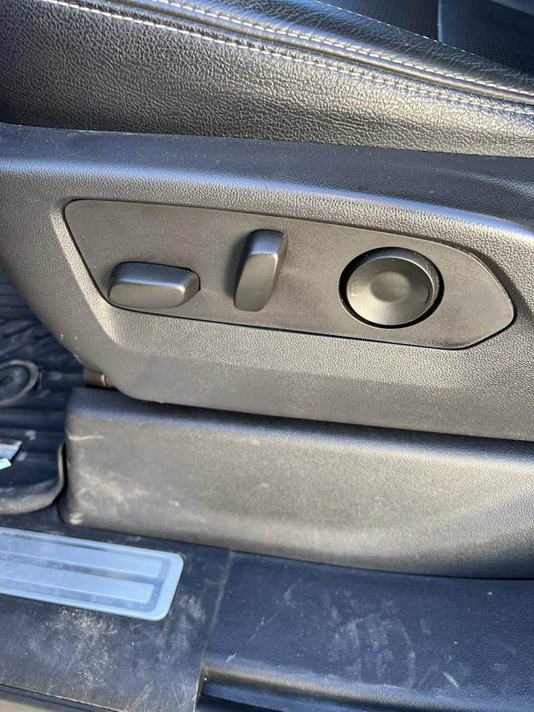 Used 2018 Chevrolet Silverado 1500 LT w/ Texas Edition image 23