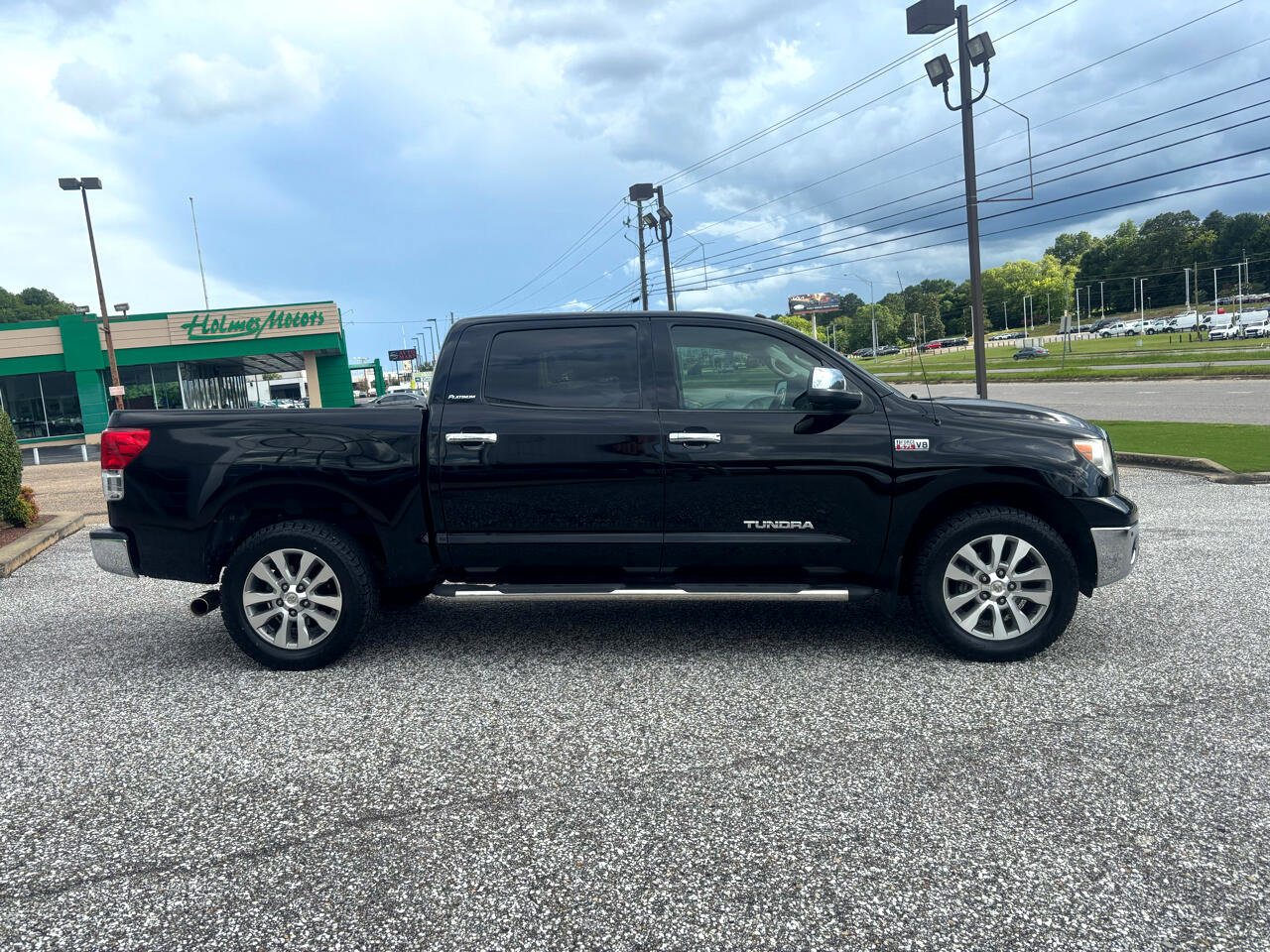 Used 2013 Toyota Tundra Platinum image 33