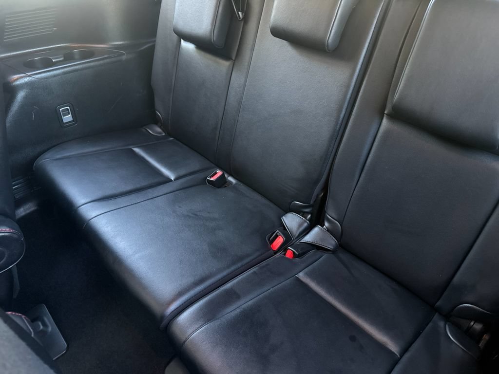 Used 2019 Toyota Highlander SE AWD/4WD image 19