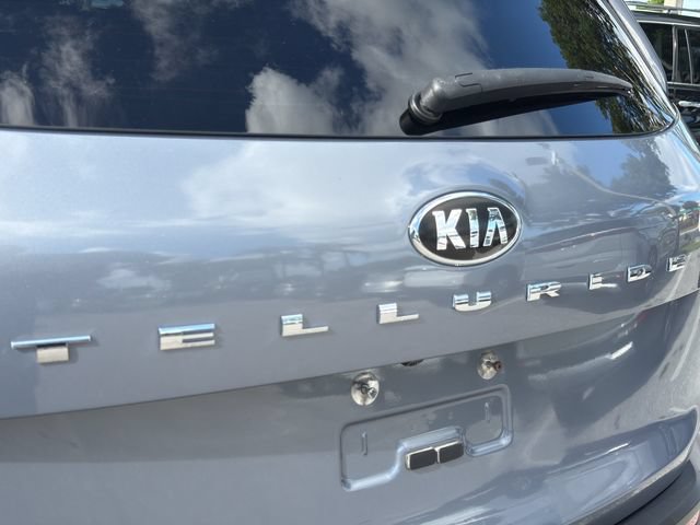 Used 2021 Kia Telluride LX FWD image 9