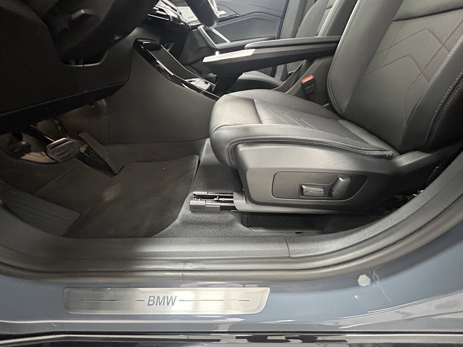 Used 2023 BMW X1 xDrive28i w/ Premium Package image 30