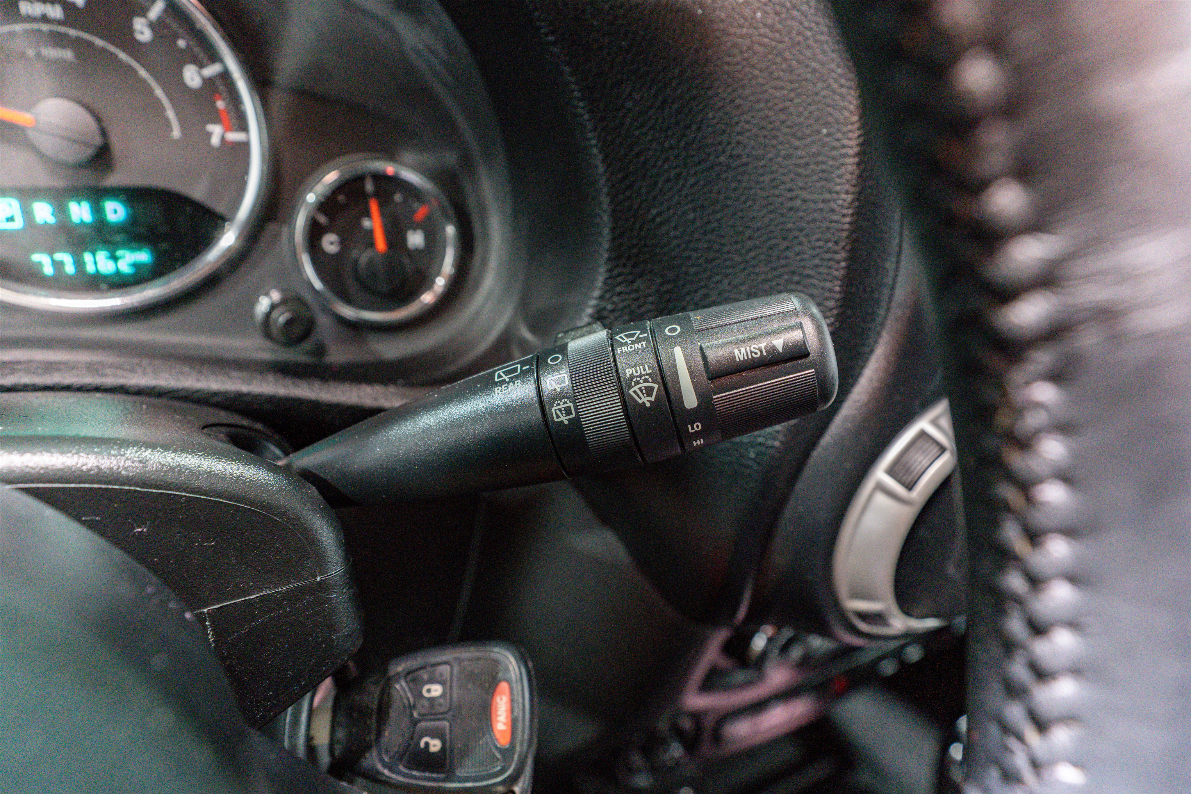 Used 2017 Jeep Wrangler Unlimited Rubicon w/ Dual Top Group image 25