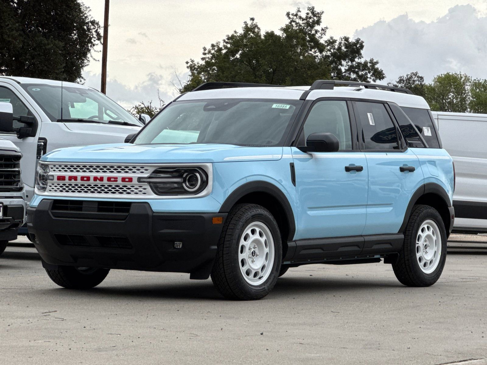 New 2025 Ford Bronco Sport Heritage w/ Convenience Package image 7