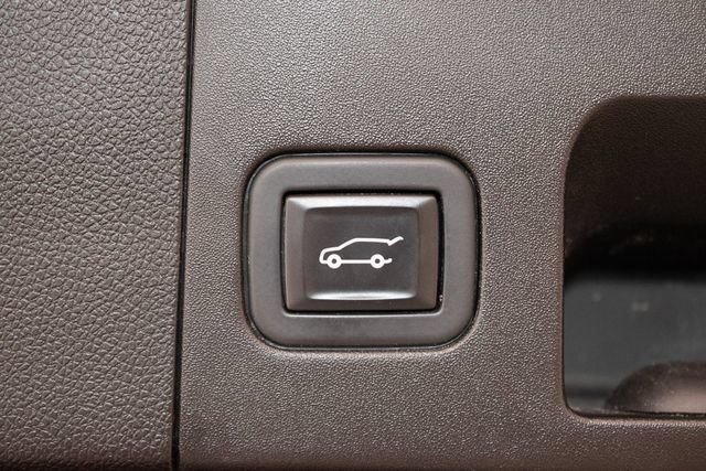 Used 2021 Cadillac XT4 Sport AWD/4WD image 15