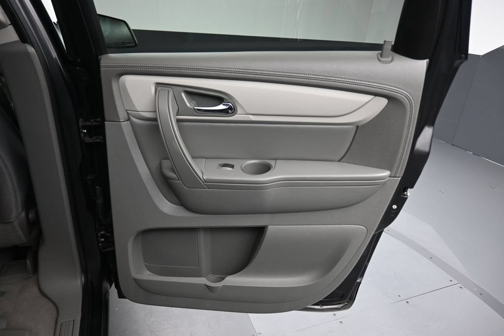 Used 2016 Chevrolet Traverse LS FWD image 40