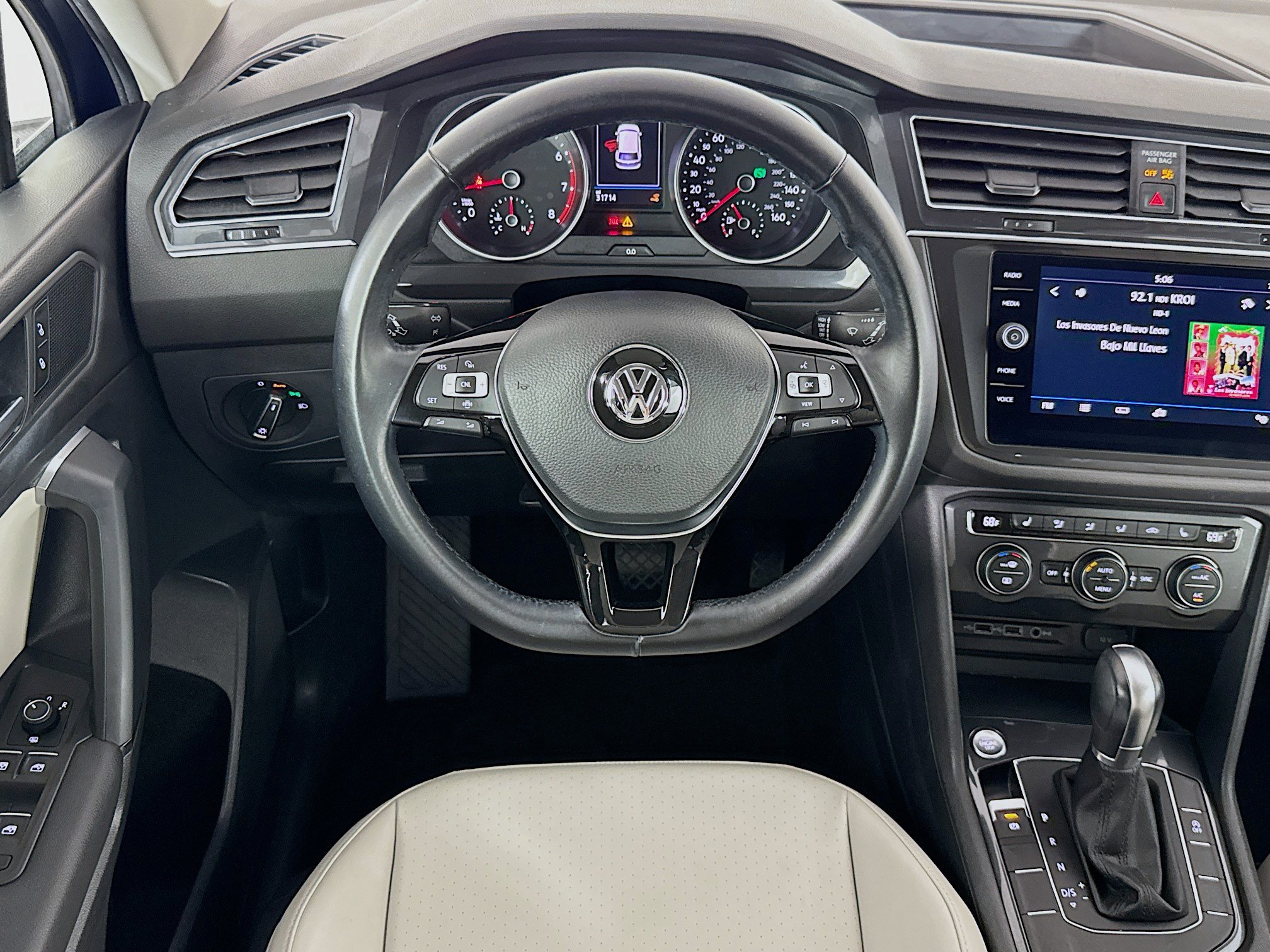 Used 2019 Volkswagen Tiguan SE FWD image 15