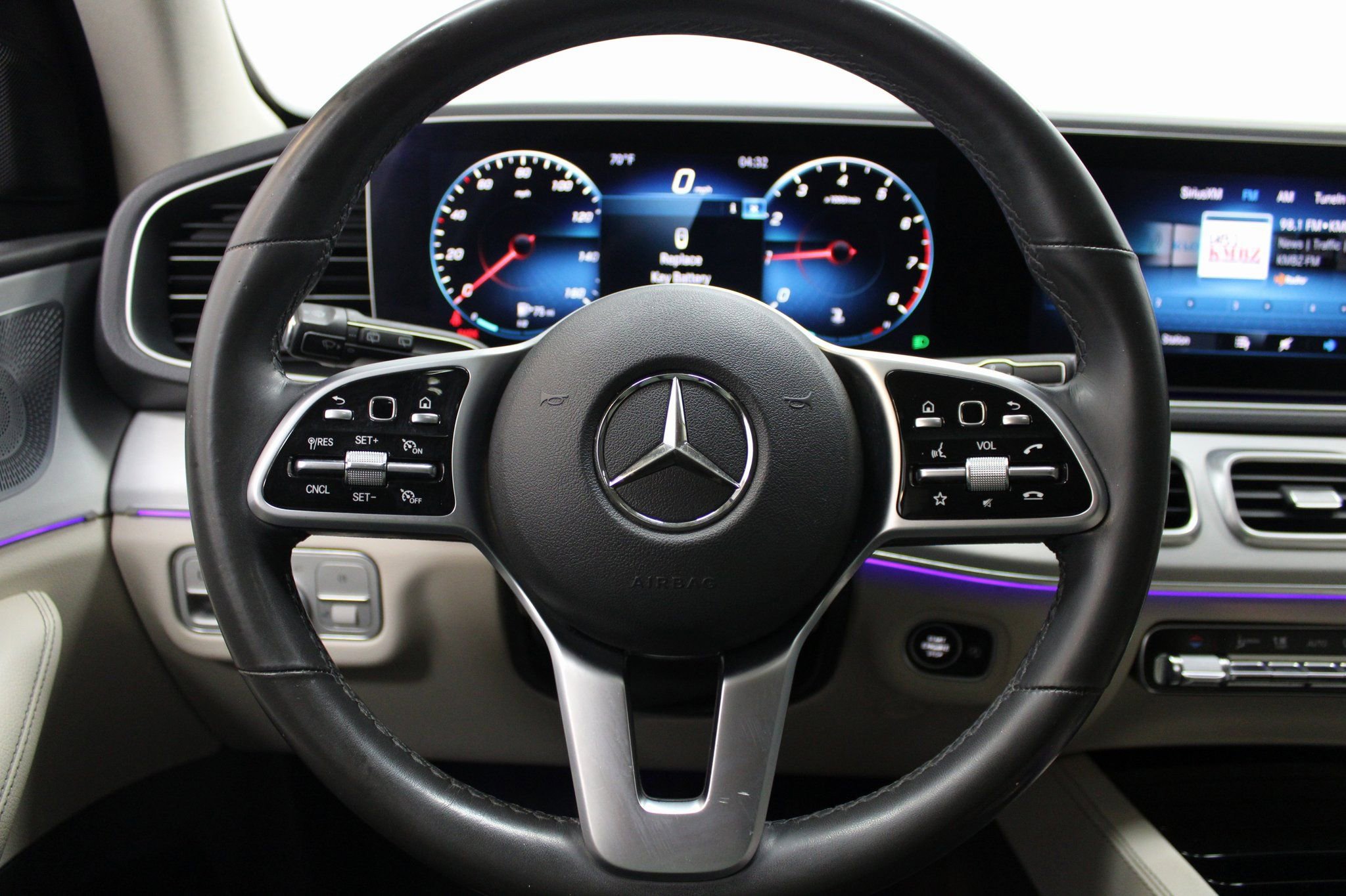 Used 2020 Mercedes-Benz GLE 350 4MATIC w/ Premium Package image 33