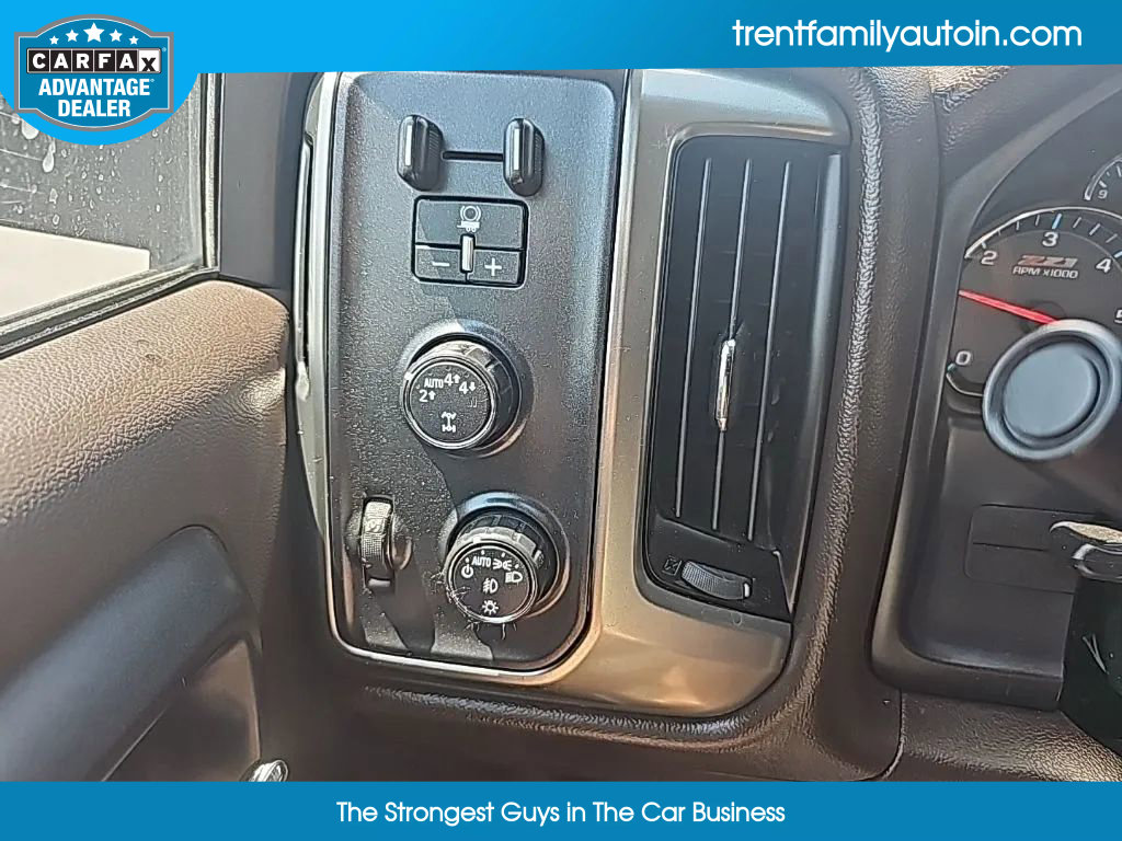 Used 2018 Chevrolet Silverado 1500 LT w/ All Star Edition image 24