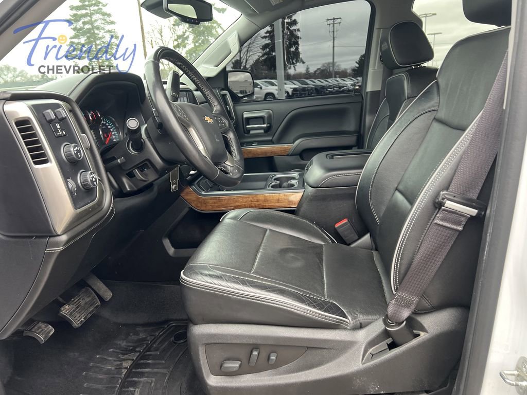 Used 2017 Chevrolet Silverado 1500 High Country AWD/4WD image 18