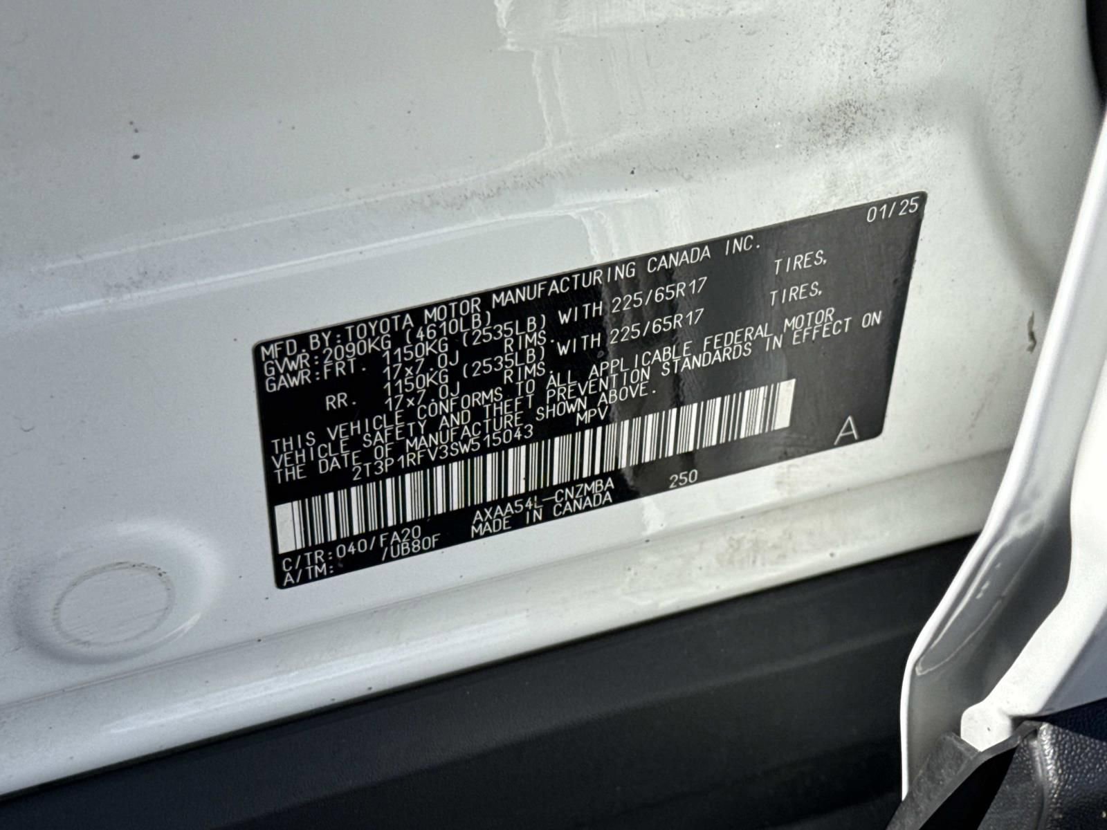 Used 2025 Toyota RAV4 XLE AWD/4WD image 29