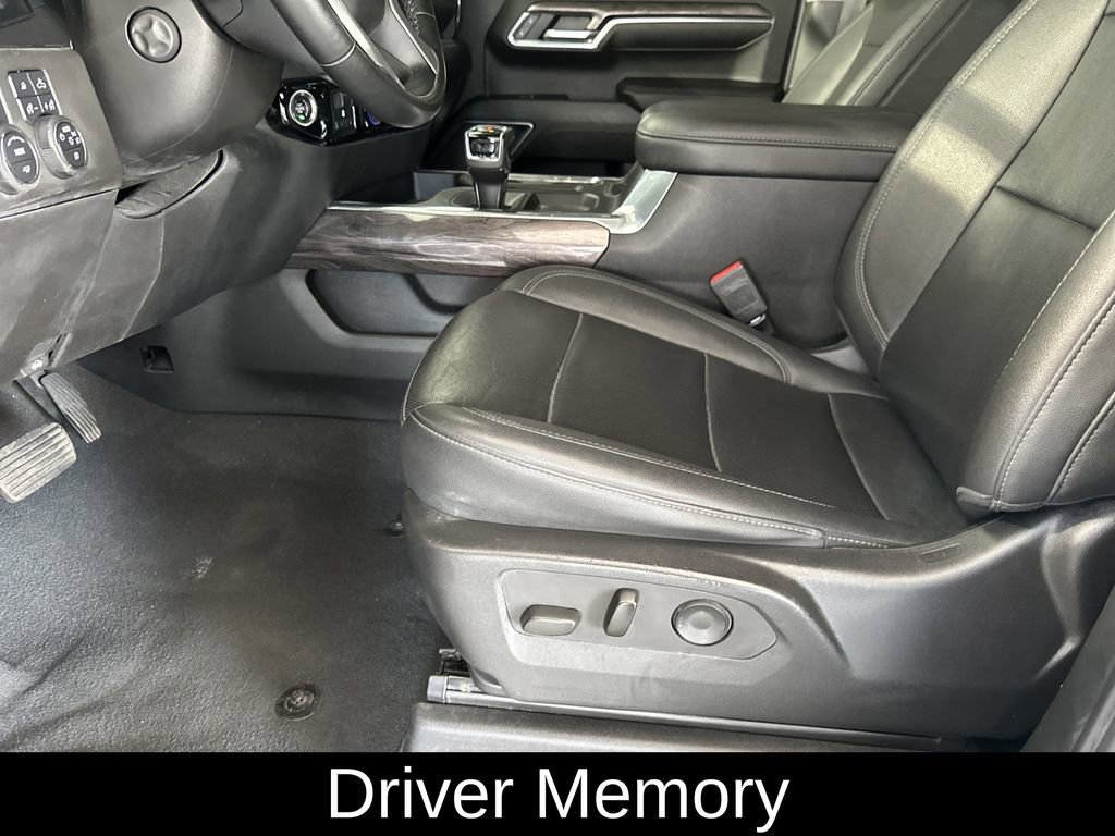 Used 2023 Chevrolet Silverado 1500 LTZ RWD image 14